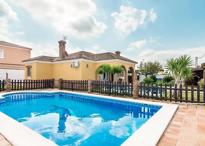 Casa Familiar La Lobita 1