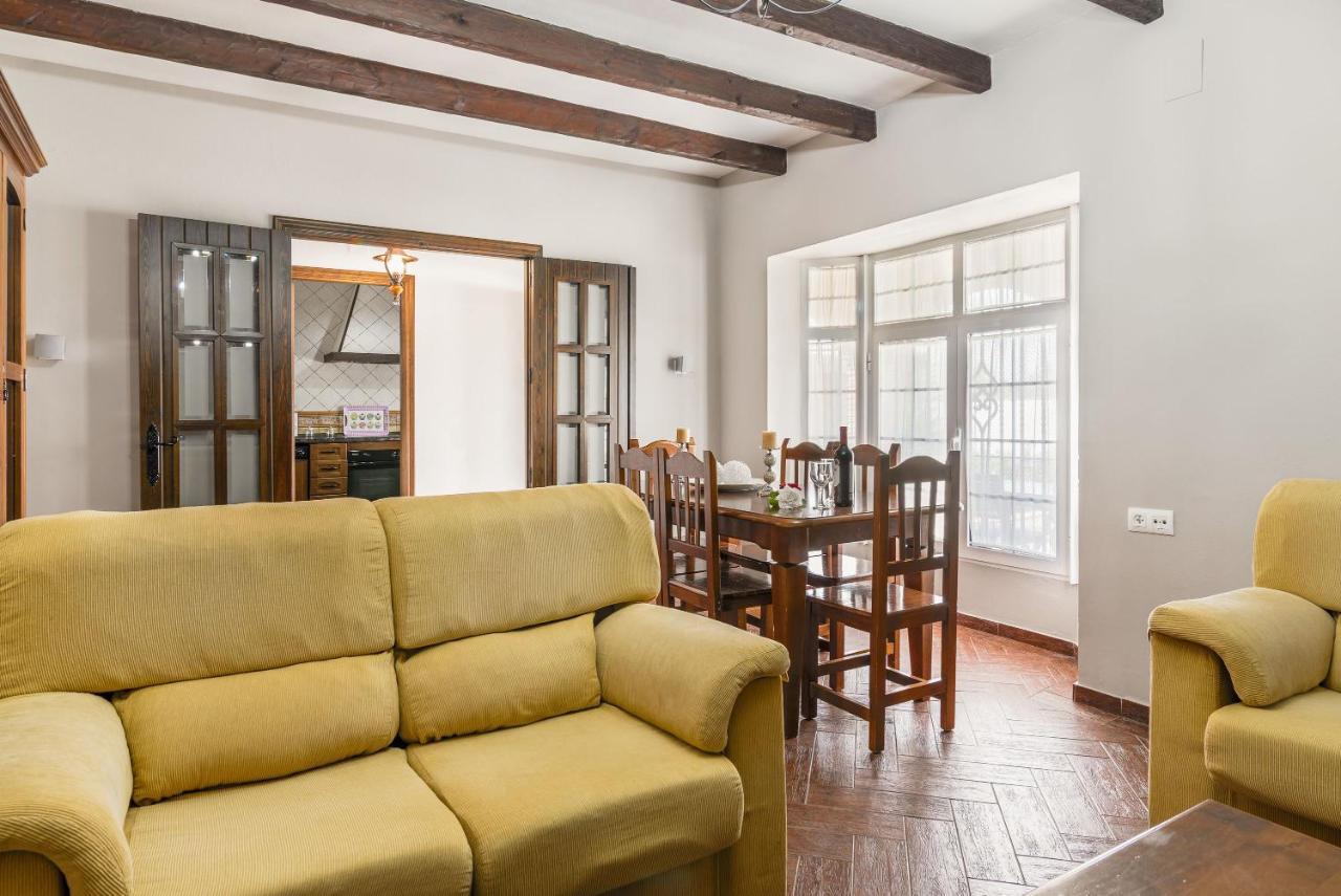 Casa Familiar La Lobita 1