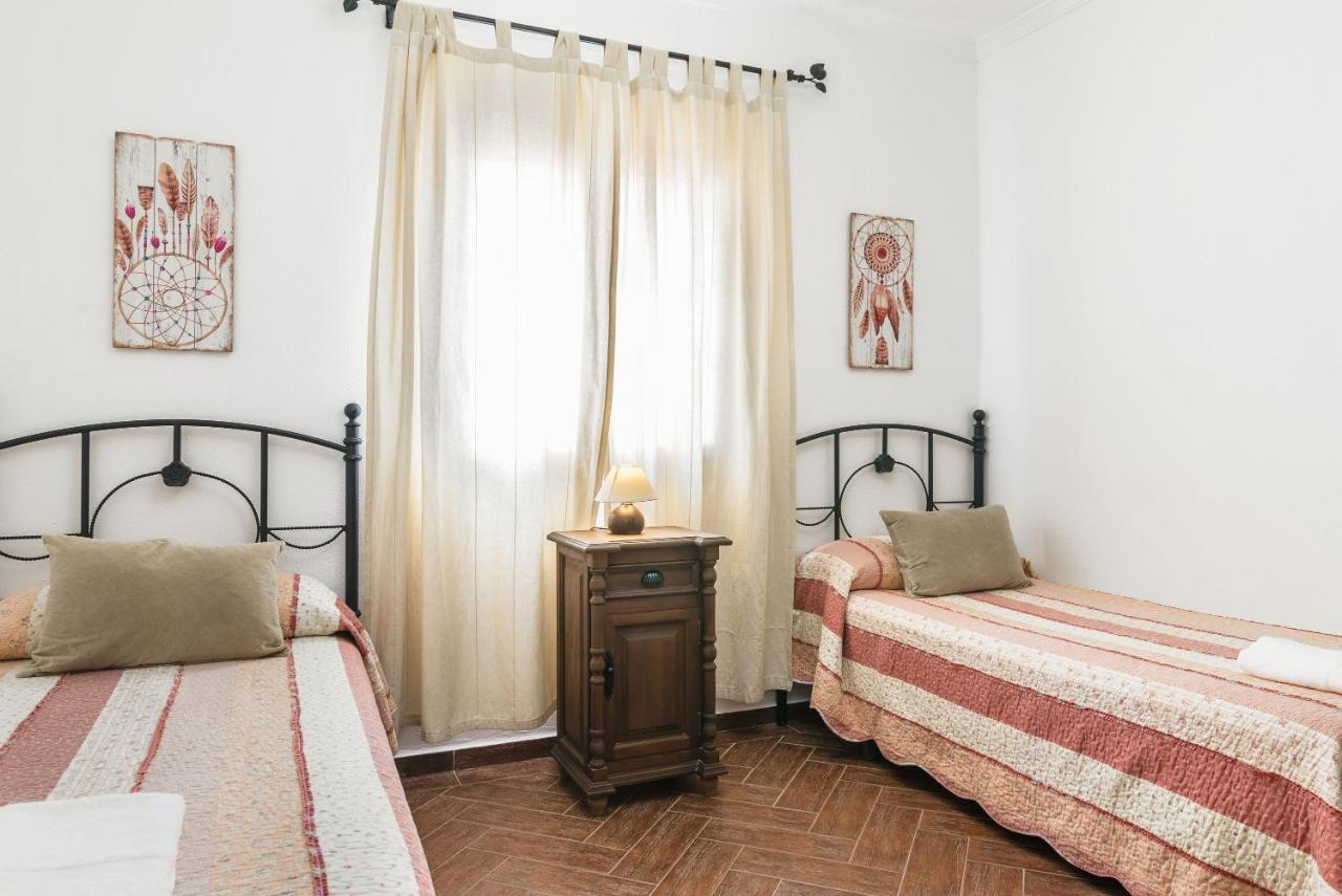 Holiday home Casa Familiar La Lobita 1